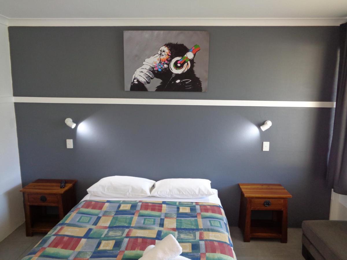 Aspley Sunset Motel ภายนอก รูปภาพ
