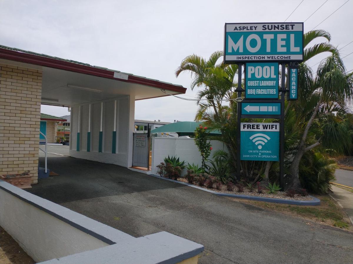 Aspley Sunset Motel ภายนอก รูปภาพ