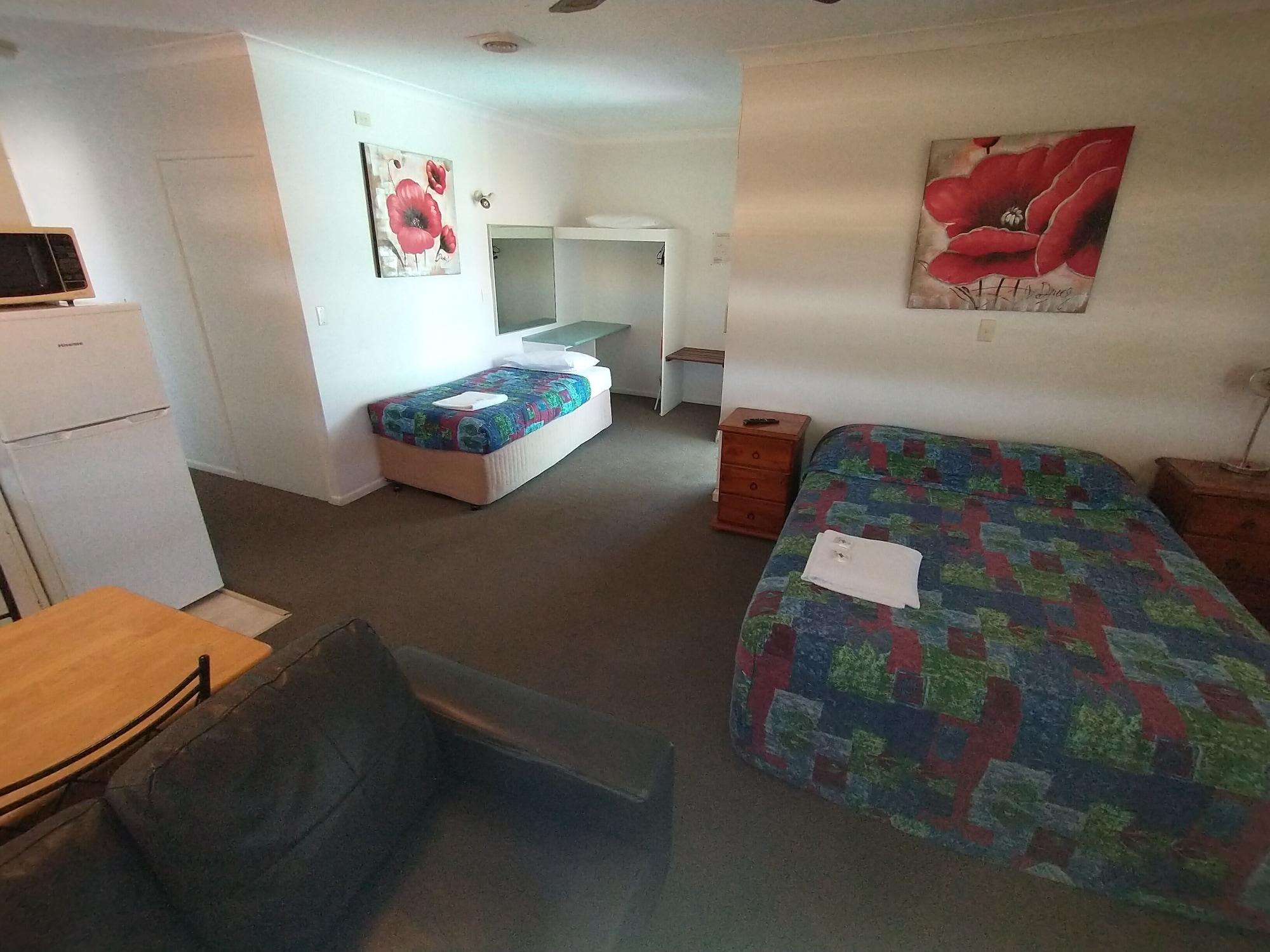 Aspley Sunset Motel ภายนอก รูปภาพ