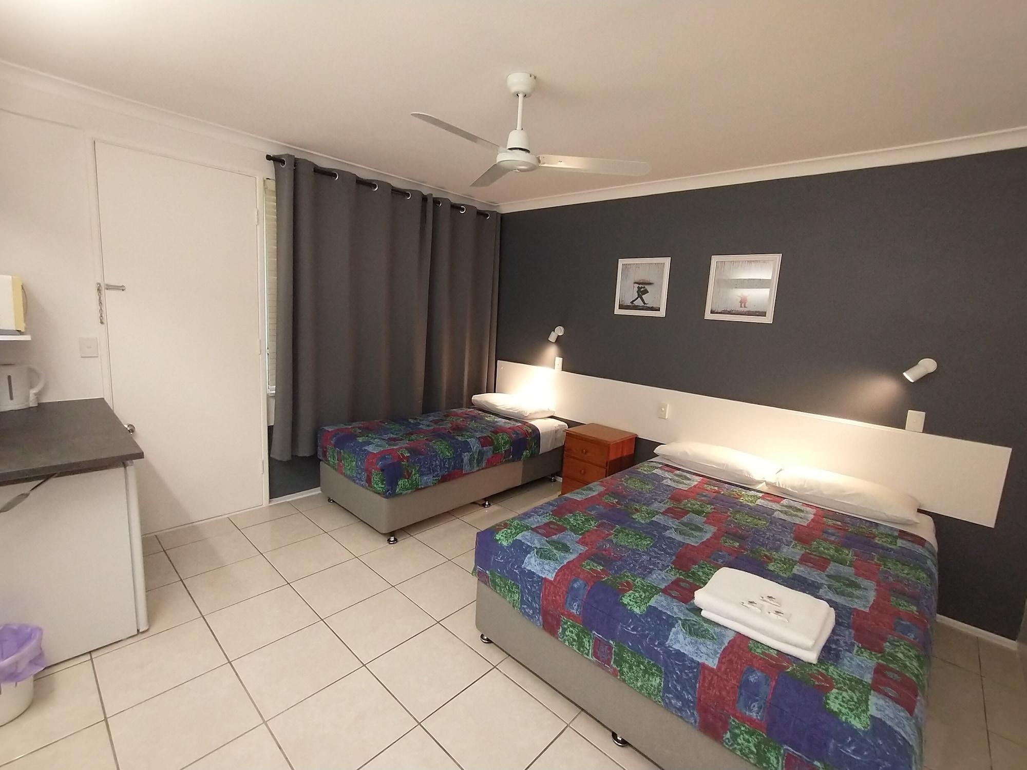 Aspley Sunset Motel ภายนอก รูปภาพ